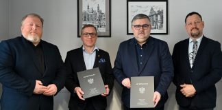 Bochnia przekazała powiatowi działki przy DPS. Powstaną parking i tereny zielone