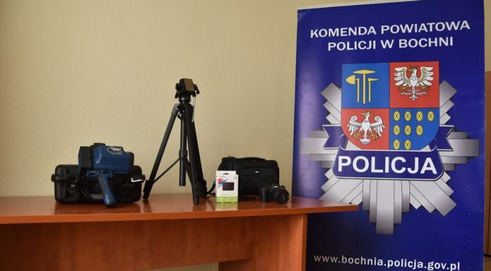 Nowy radar i sprzęt do kontroli kierowców. Policja w Bochni doposażona