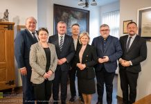 Wiceminister kultury z wizytą w powiecie bocheńskim. Rozmowy o dziedzictwie i promocji regionu