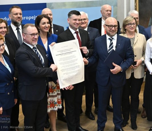 Nowe życie zabytkowych budynków Browaru Okocim. Podpisano ważną umowę – ZDJĘCIA i WIZUALIZACJE