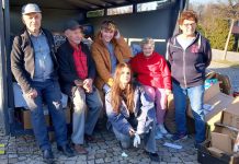 Ponad 33 tony makulatury dla dzieci z Kamerunu. Udana akcja przy kościele św. Pawła w Bochni – ZDJĘCIA