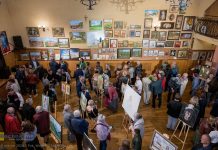 „Siedem wieków – jedno miejsce”. Wernisaż lipnickich artystów w GDK – ZDJĘCIA