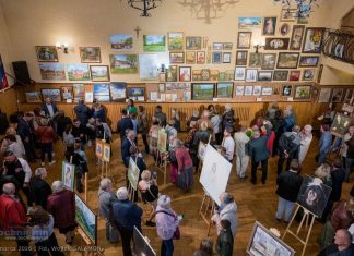 „Siedem wieków – jedno miejsce”. Wernisaż lipnickich artystów w GDK – ZDJĘCIA