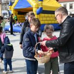 Wielkanocny kiermasz na Rynku w Bochni. Świąteczna atmosfera i liczne atrakcje – ZDJĘCIA