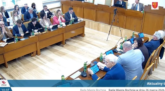 Bochnia i gospodarka odpadami. Nowy system to oszczędność kosztów czy ukryte ryzyko? – RELACJA Z SESJI