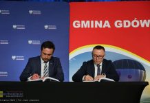 Historyczny moment dla Gdowa. Podpisano umowę na budowę linii kolejowej! – ZDJĘCIA