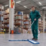 🔸 Profesjonalne sprzątanie z 40% oszczędnością czasu? Poznaj mop nożycowy 2x100cm