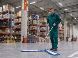 🔸 Profesjonalne sprzątanie z 40% oszczędnością czasu? Poznaj mop nożycowy 2x100cm