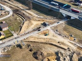 Utrudnienia w Proszówkach na DW 965. Ruszyła budowa skrzyżowania z łącznikiem A4 – ZDJĘCIA