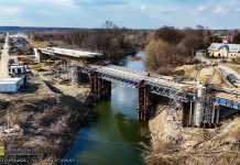 Trwa budowa mostu na Rabie w ramach północnej obwodnicy Bochni – ZDJĘCIA