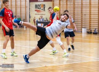 Piłka ręczna. MOSiR Bochnia wygrał ze Świtem Szaflary po emocjonującym meczu