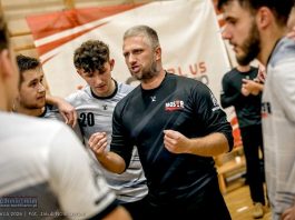 „Dobrze rokująca drużyna”. Trener Łukasz Gicala podsumował sezon II ligi piłki ręcznej w Bochni