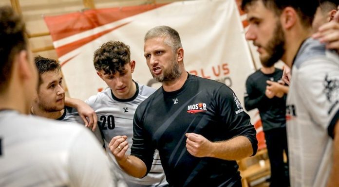 „Dobrze rokująca drużyna”. Trener Łukasz Gicala podsumował sezon II ligi piłki ręcznej w Bochni