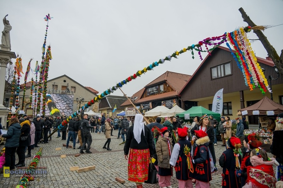 Lipnica Murowana znów zachwyciła! Niestety, jedna z wysokich palm się złamała – ZDJĘCIA