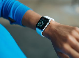 🔸 Nylon czy skóra? Jak zmienić Apple Watch w sportowy lub elegancki zegarek