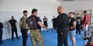 Krakowscy kontrterroryści przeprowadzili szkolenie bocheńskich policjantów