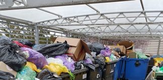 Bochnia. Radni chcą wyjaśnień ws. nieodebranych odpadów. Komisja przegłosowała wniosek o kontrolę