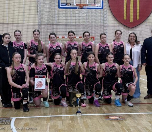 Koszykarki MOSiR Bochnia z awansem do półfinału Mistrzostw Polski U-13
