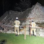 Wybuch butli gazowej w Jadownikach. Budynek częściowo zawalony