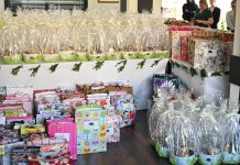 Wielkanocny koszyk w Bochni. Świąteczna pomoc trafiła do potrzebujących mieszkańców – ZDJĘCIA