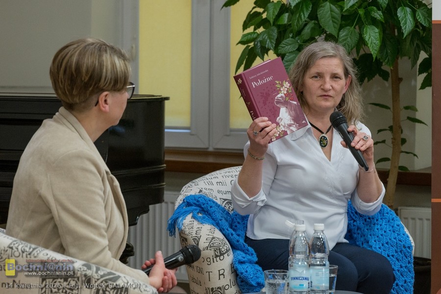 Bochnia. Spotkanie z Sabiną Jakubowską i promocja książki „Położne” – ZDJĘCIA