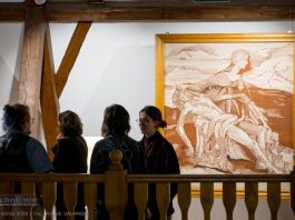 Muzeum w Bochni. Wernisaż prac uczniów i absolwentów „Plastyka” – ZDJĘCIA