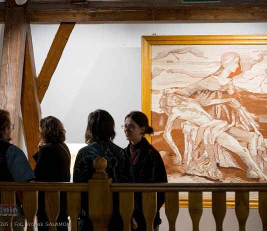 Muzeum w Bochni. Wernisaż prac uczniów i absolwentów „Plastyka” – ZDJĘCIA