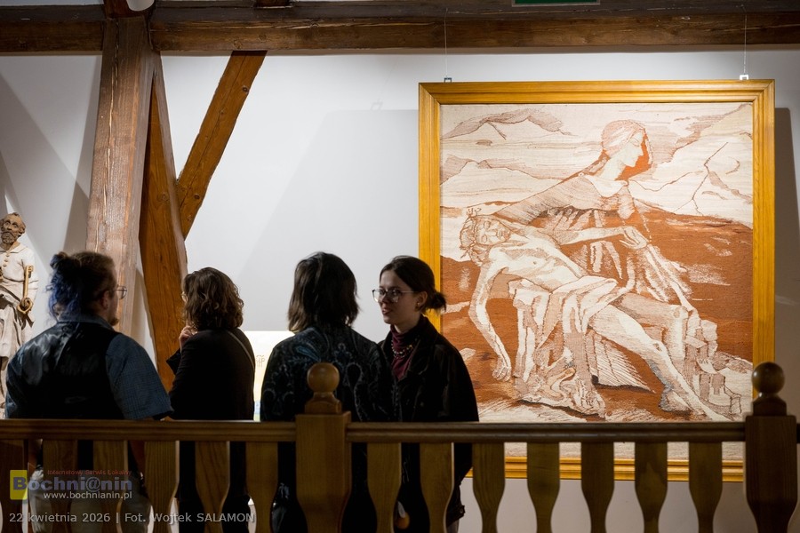 Muzeum w Bochni. Wernisaż prac uczniów i absolwentów „Plastyka” – ZDJĘCIA