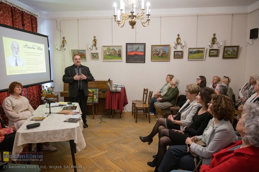 Bochnia. Wernisaż i wieczór wspomnień o Stanisławie Tkaczu – ZDJĘCIA