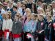 Wspólne śpiewanie hymnu na Rynku w Bochni. Radni dołączyli do wydarzenia – ZDJĘCIA