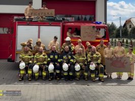 Strażacy z Baczkowa ogolili głowy na łyso, by wesprzeć chore dzieci i akcję Łatwoganga