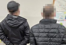 Niepołomice. Zatrzymany wezwał na komisariat kolegę. Obaj byli poszukiwani