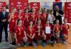 SP 5 Bochnia mistrzem Małopolski! Przepustka do krajowego finału, a Tosia i Sara pojadą na camp z zawodnikiem NBA