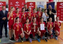 SP 5 Bochnia mistrzem Małopolski! Przepustka do krajowego finału, a Tosia i Sara pojadą na camp z zawodnikiem NBA