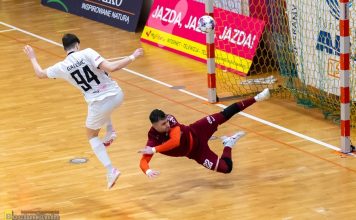 Wielki bój w Bochni! BSF zremisował z wicemistrzem Polski trafiając na 5 sekund przed końcem meczu – ZDJĘCIA