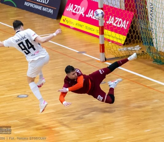 Wielki bój w Bochni! BSF zremisował z wicemistrzem Polski trafiając na 5 sekund przed końcem meczu – ZDJĘCIA