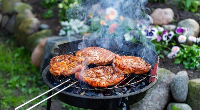 Wierni mogą grillować w ten piątek. Biskup Tarnowski udzielił dyspensy na 1 maja