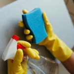 🔸 Wiosenne porządki od A do Z – co warto sprzątnąć i odświeżyć? Checklista