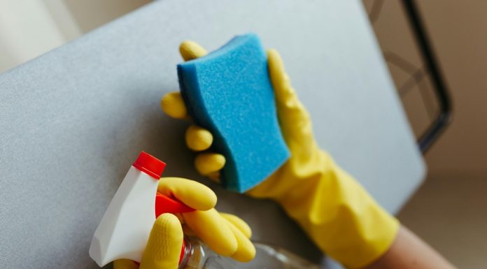 🔸 Wiosenne porządki od A do Z – co warto sprzątnąć i odświeżyć? Checklista