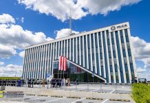 Policja w Brzesku ma nową komendę. Zobacz jak wygląda na zewnątrz i w środku! – ZDJĘCIA