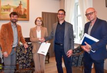 Nowy Wiśnicz. Termomodernizacja szkoły w Kobylu. Podpisano umowę na prace za blisko 5 mln zł