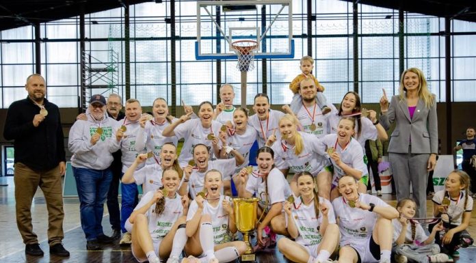 Pruszków ograł ŁKS w finale, zdobywa złoto i wraca do Ekstraklasy!