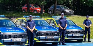 Siedem nowych radiowozów dla bocheńskiej policji – ZDJĘCIA