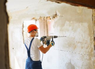 🔸 Top 5 cech, które musi mieć niezawodna wiertarka udarowa do betonu