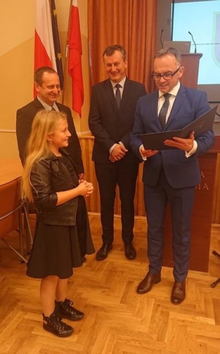 73283573 2431864590366079 6450326303408128000 n